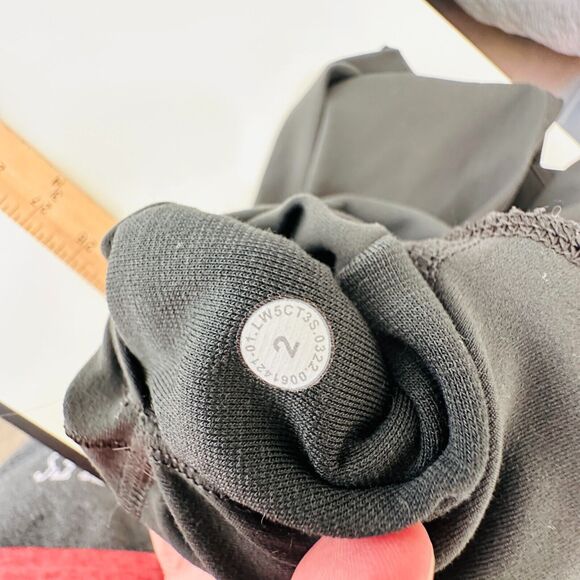 Lululemon Slate Gray High-Waist Yoga Pants 2 - Picture 6 of 9